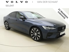 Volvo S60 - B4 211pk Plus Dark / Schuif-kanteldak / H&K Audio / Semi elektrische trekhaak / Geventilee