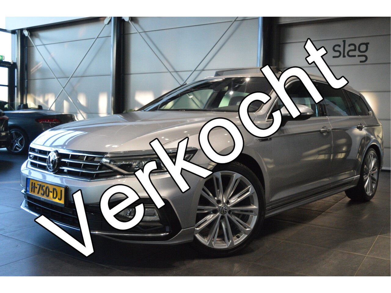 Volkswagen Passat Variant - 1.5 TSI 2X R-LINE navi leer pano trekhaak 19 inch !! - AutoWereld.nl