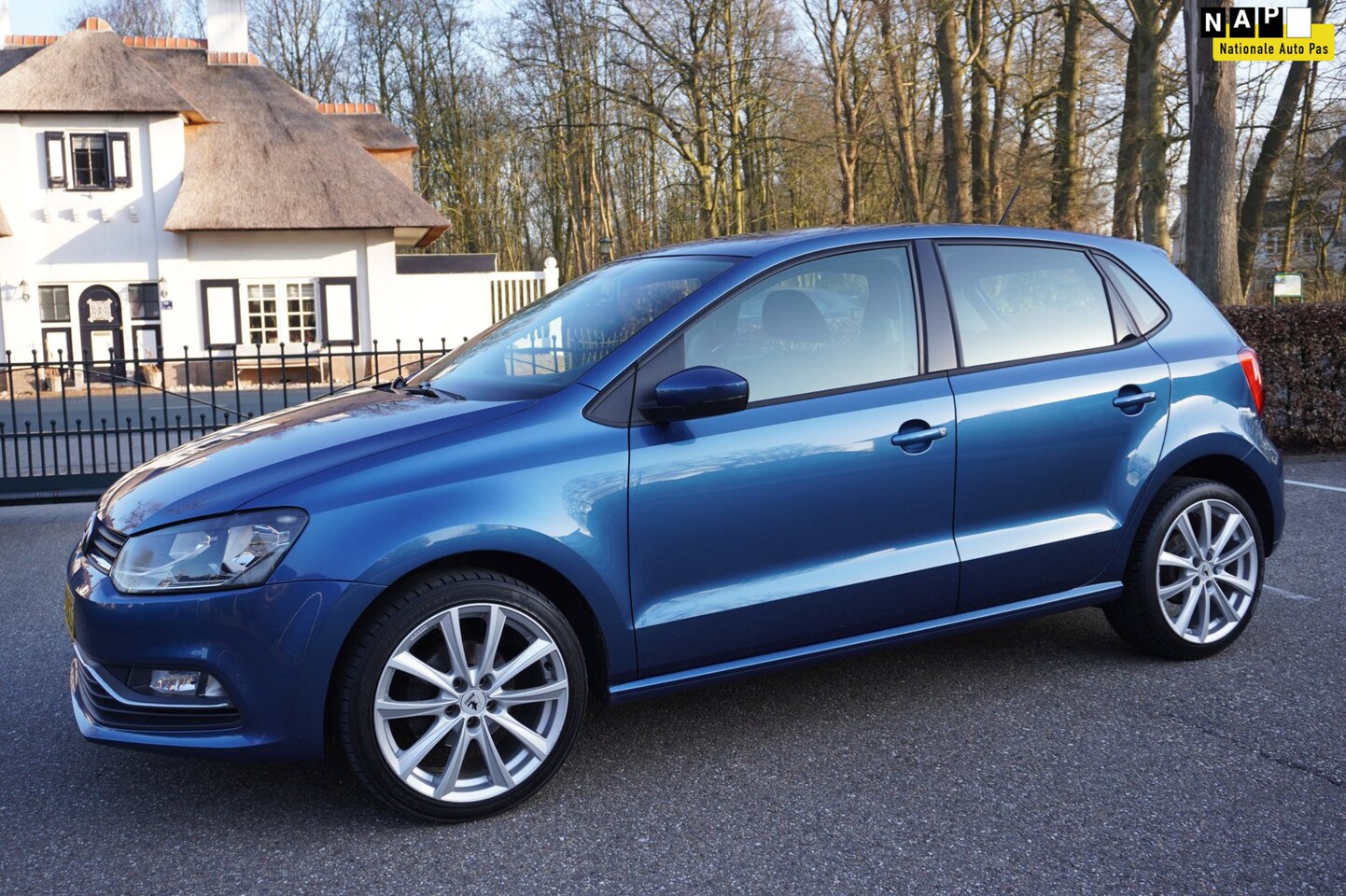 Volkswagen Polo - 1.2 TSI Comfortline 5Drs Airco - AutoWereld.nl