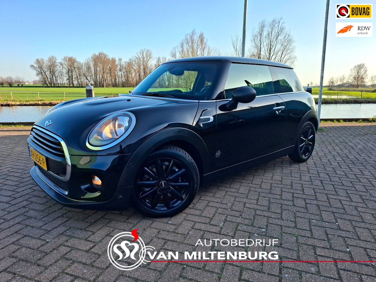 MINI One - Mini 1.5 Chili Business Automaat Clima Navi Cruise Stoelverw. PDC v+a - AutoWereld.nl