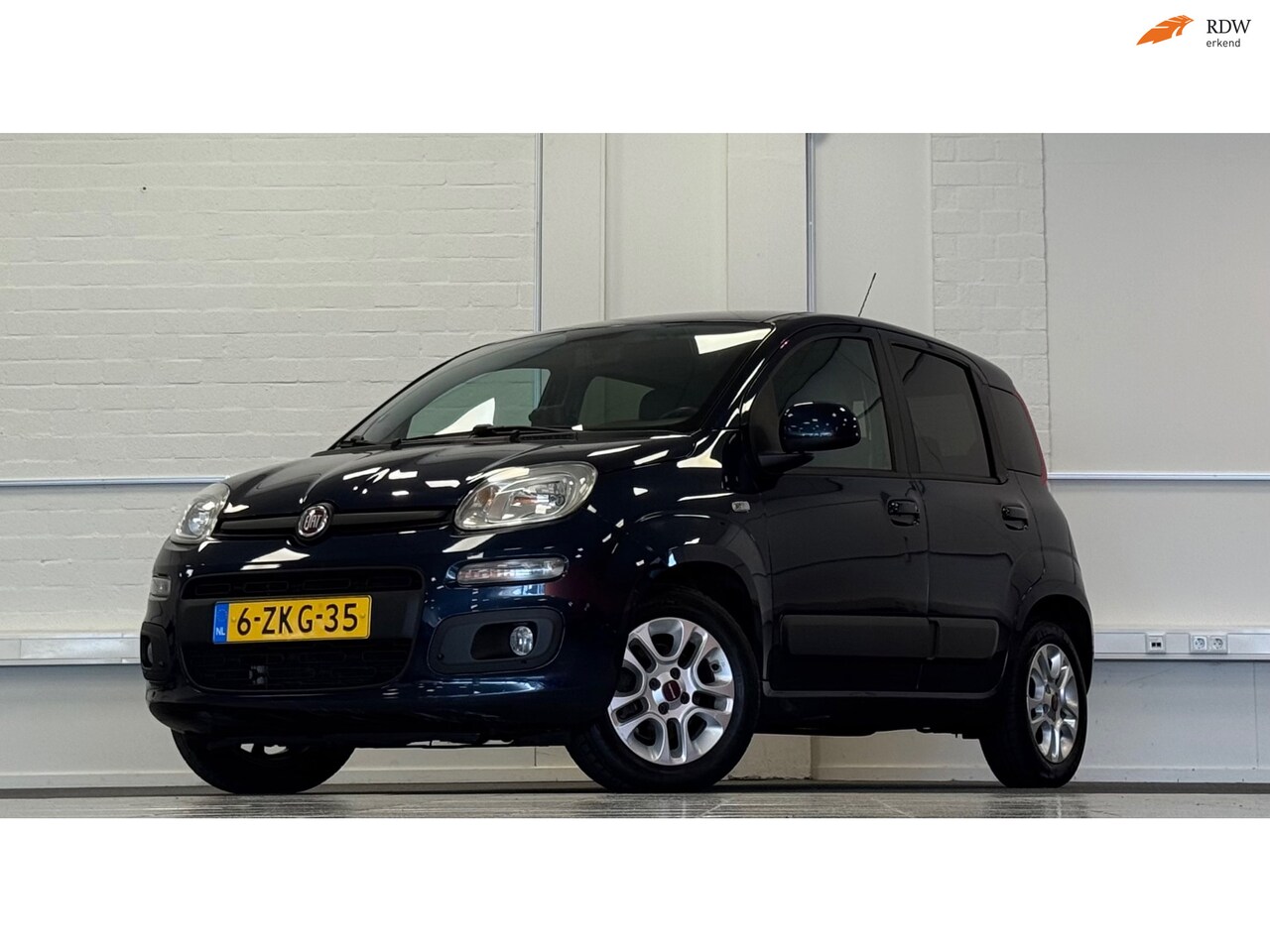 Fiat Panda - 0.9 TwinAir Lounge 2e Eigenaar Airco Garantie Nieuwe APK - AutoWereld.nl