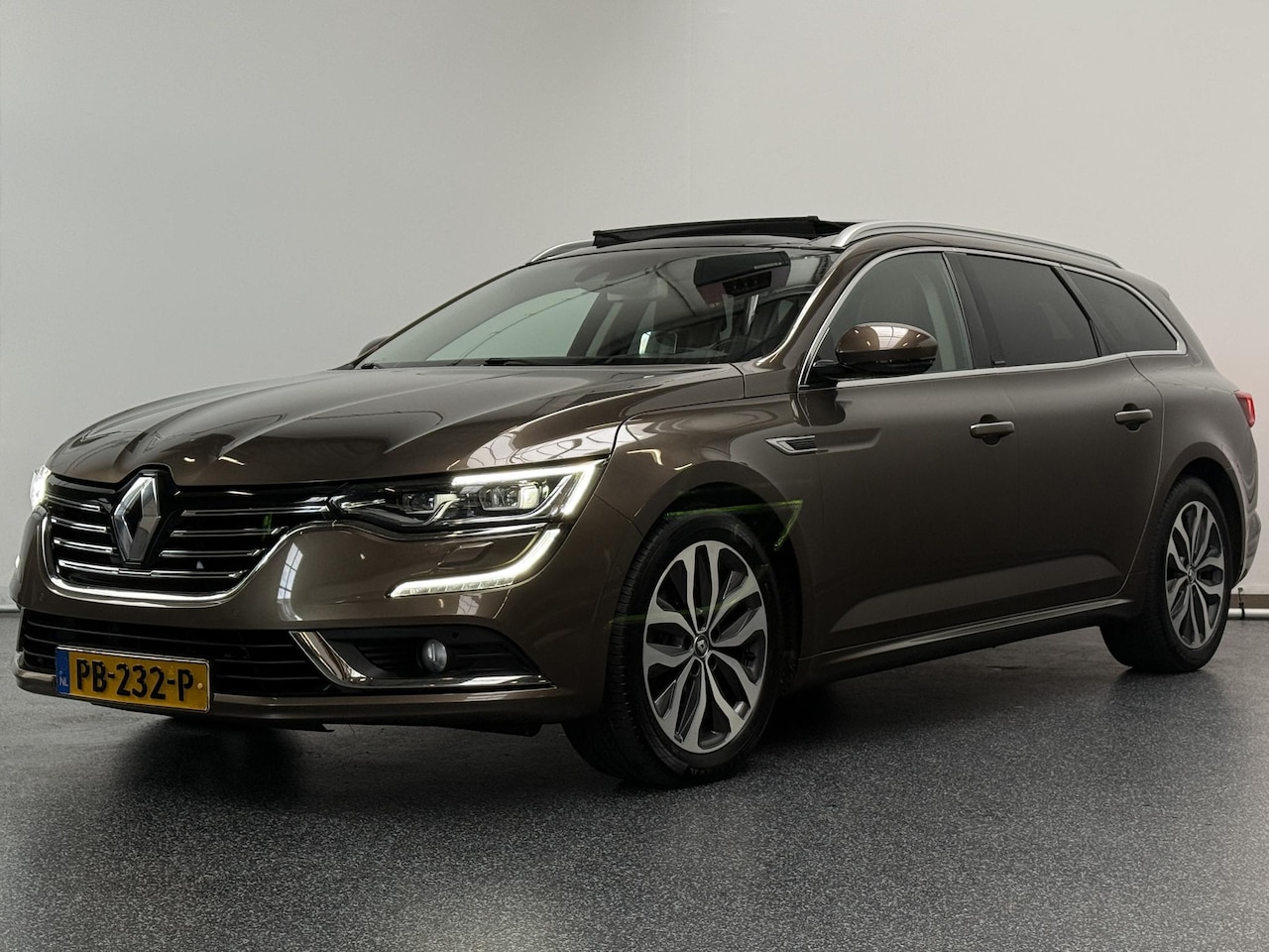 Renault Talisman Estate - 1.6 TCe Intens | Schuifdak | Leer | Dealer onderhouden - AutoWereld.nl