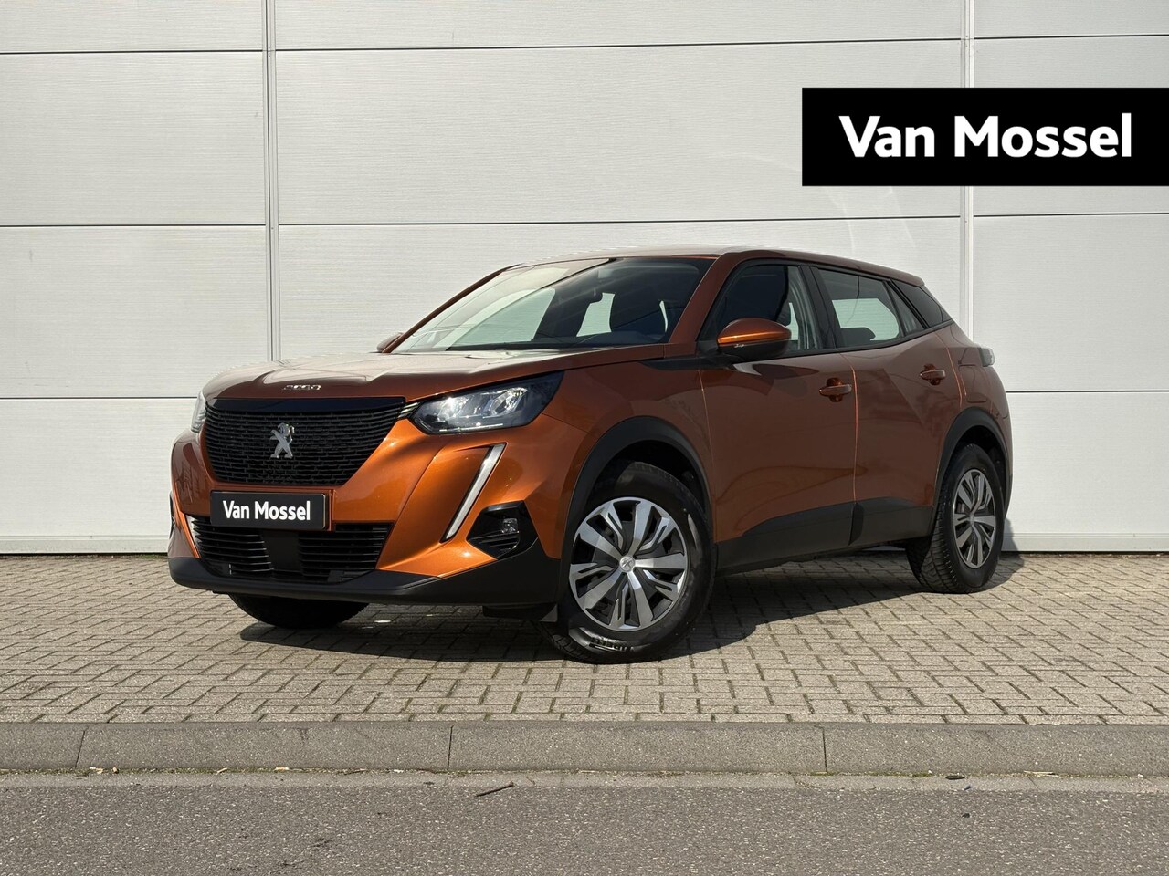 Peugeot 2008 - 1.2 PureTech Blue Lease Active | Parkeerhulp | Cruise Control | Apple Carplay/Android Auto - AutoWereld.nl