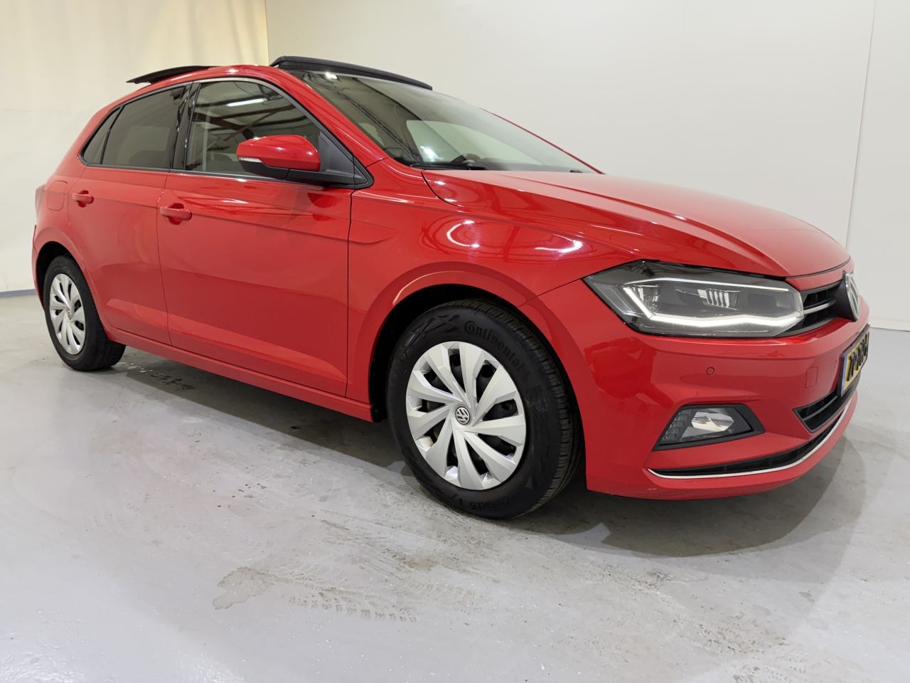 Volkswagen Polo - HB 1.0 TSI Highline Pano/Clima/Navi - AutoWereld.nl