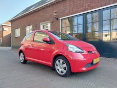 Toyota Aygo - 1.0-12V +. 45078 KM AUTOMAAT 1e EIGENAAR
