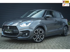 Suzuki Swift - 1.4 Sport Smart Hybrid | ACC | CC | Navi | CarPlay | DAB | Metalic | Camera | Stoelverw. |