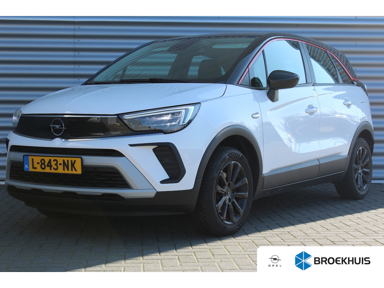 Opel Crossland - 1.2 TURBO 110PK GS-LINE / NAVI / LEDER / CLIMA / LED / PDC / AGR / CAMERA / 16" LMV / AFN. - AutoWereld.nl