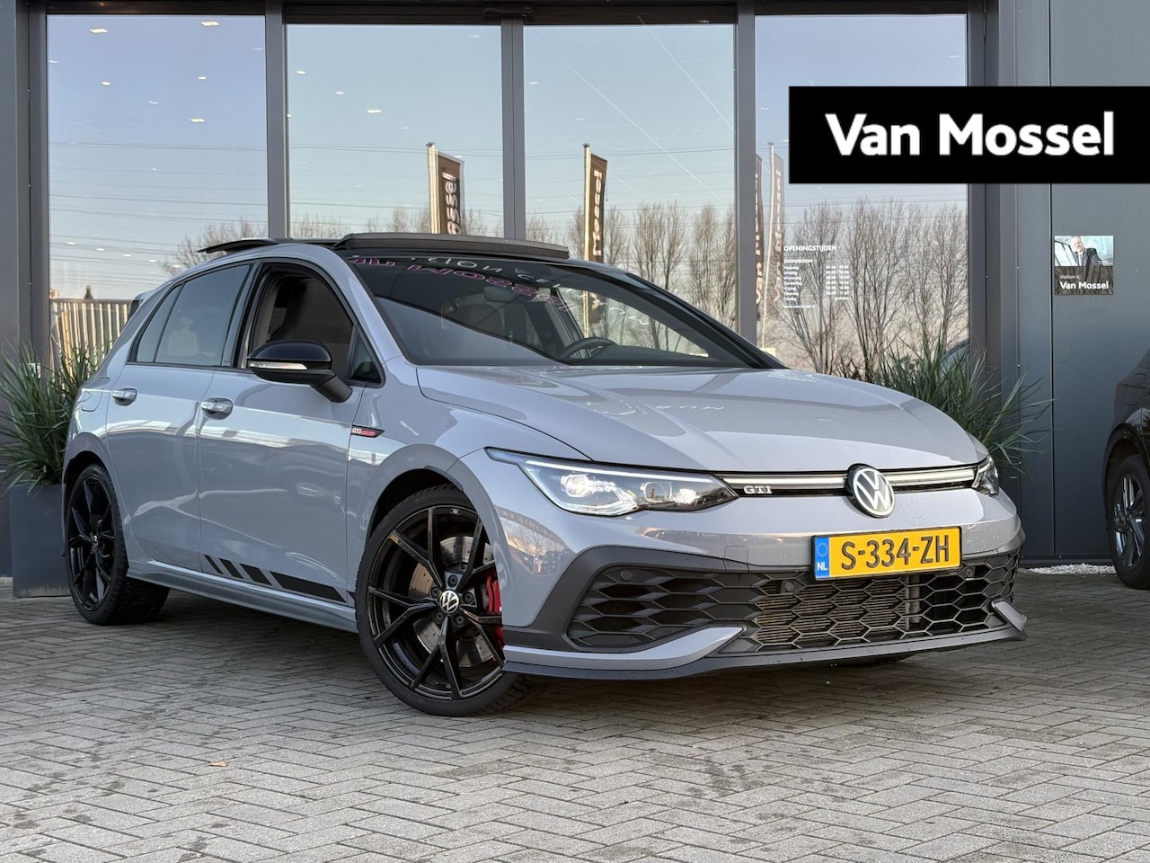 Volkswagen Golf - 2.0 TSI GTI CLUBSPORT | Panoramadak | Stoel/Stuurverwarming | Apple Carplay / Android Auto - AutoWereld.nl