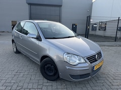 Volkswagen Polo - 1.4-16V Airco BT GEEN VERMOGEN