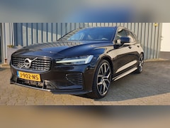 Volvo V60 - 2.0 T6 RECHARGE AWD R-DESIGN Pano