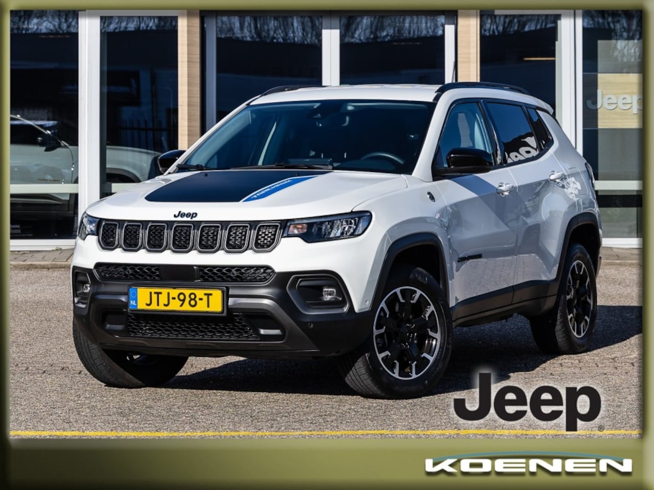 Jeep Compass - 4xE 240pk 4x4 Autom. PHEV Trailhawk CLIMATE C. / LEER - AutoWereld.nl