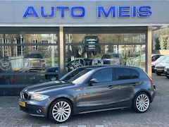 BMW 1-serie - 116I Airco Navi Telefoon Panorama Trekhaak