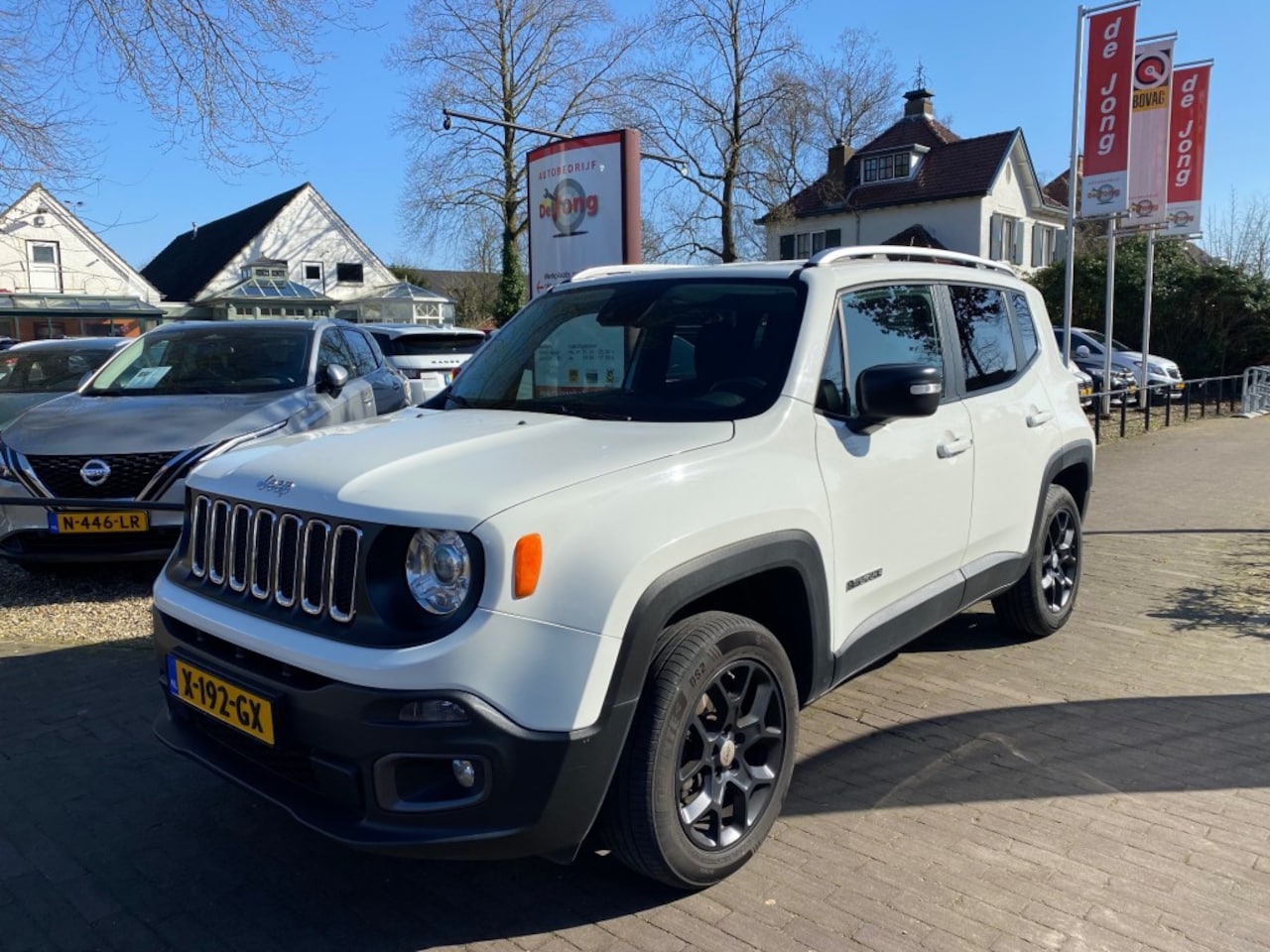 Jeep Renegade - 1.4 MultiAir Limited AWD / NAVI / STOEL+STUUR VERW. / TREKHAAK / CRUISE CTR. - AutoWereld.nl