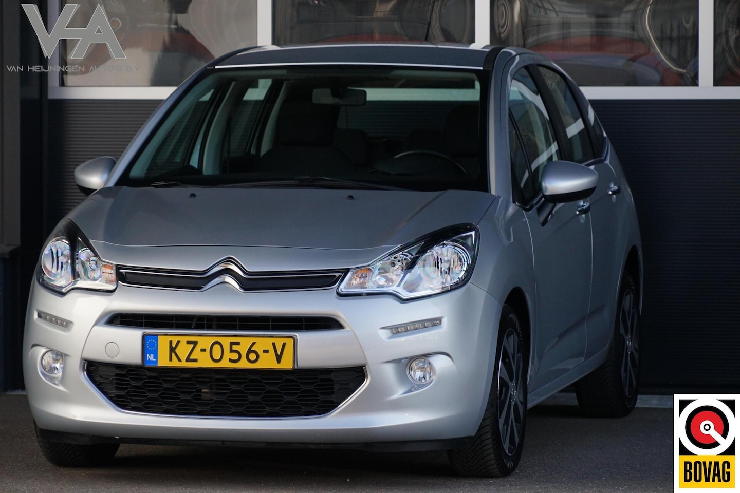 Citroën C3 - 1.2 PureTech Selection 1.2 PureTech Selection, NL, 1 eig. CarPlay, clima - AutoWereld.nl