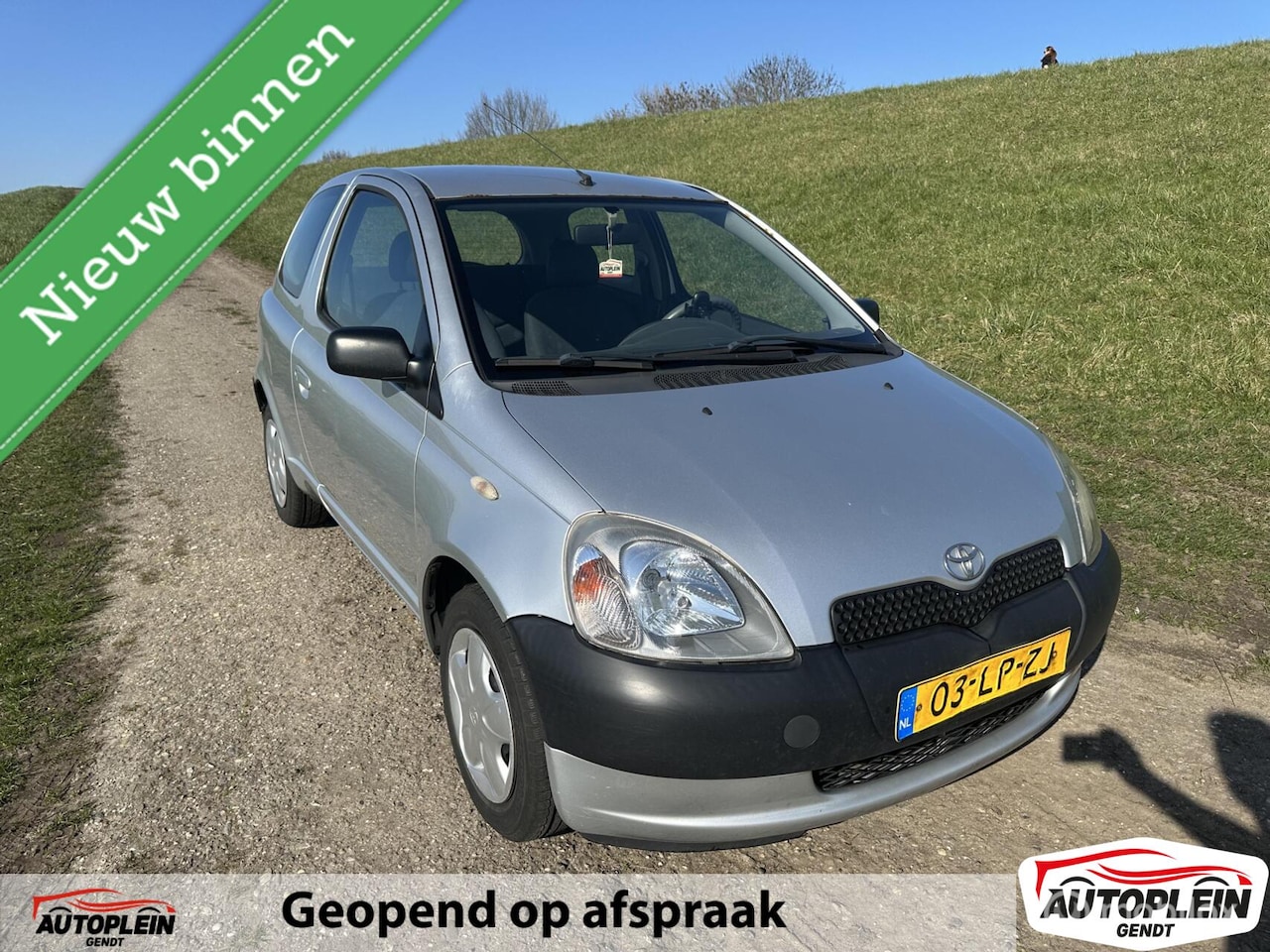 Toyota Yaris - 1.0 VVT-i 1.0 VVT-i Nieuwe Apk! - AutoWereld.nl