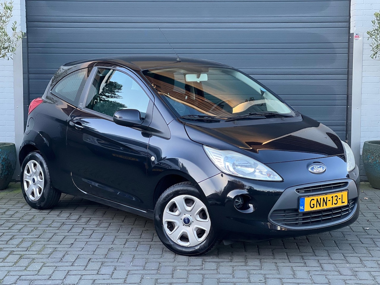 Ford Ka - 1.2 Champions Edition|100DZ KM| Nw. APK | Airco | Start/Stop | - AutoWereld.nl