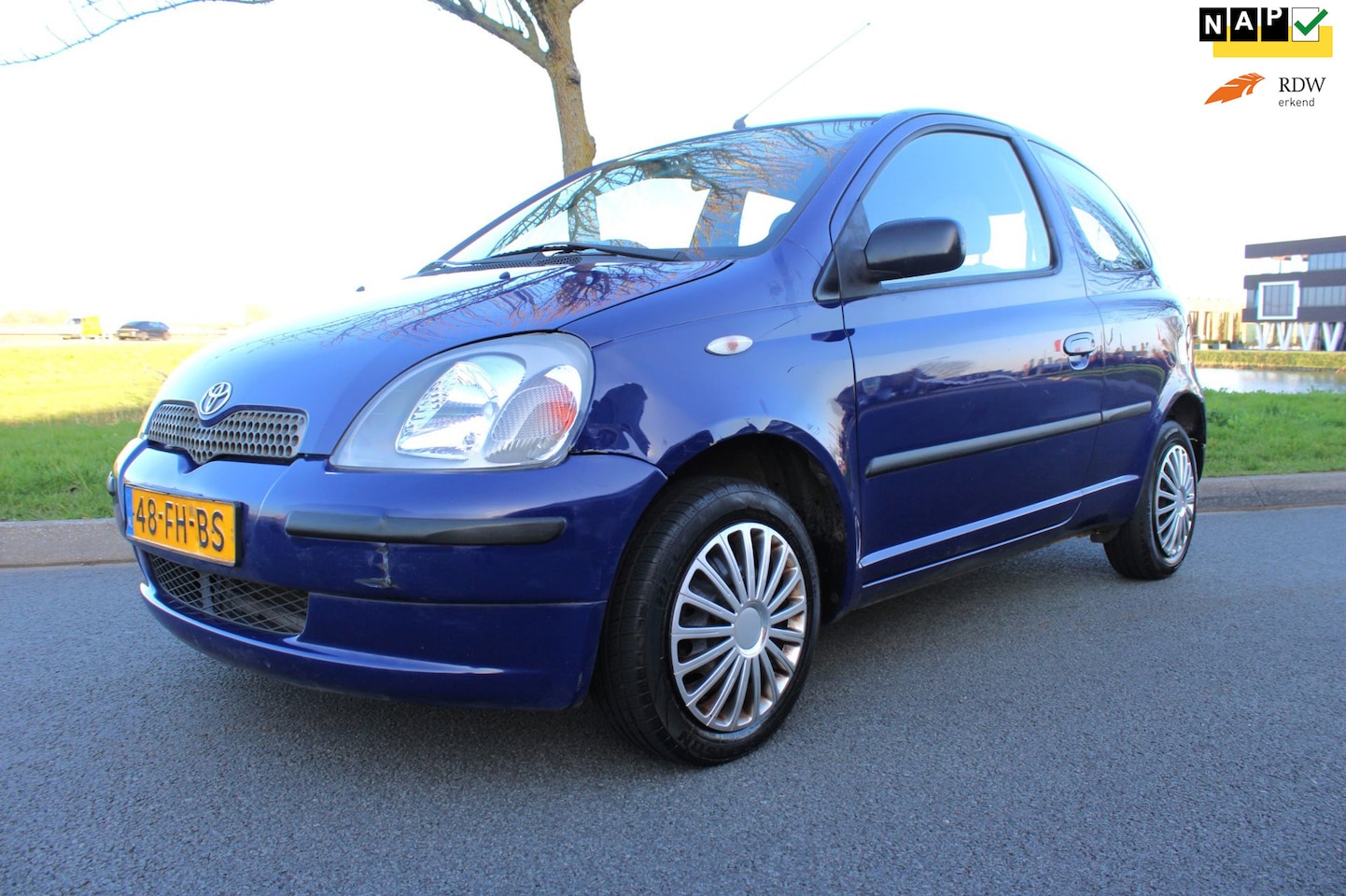 Toyota Yaris - 1.3-16V VVT-i Luna 1.3-16V VVT-i Luna - AutoWereld.nl