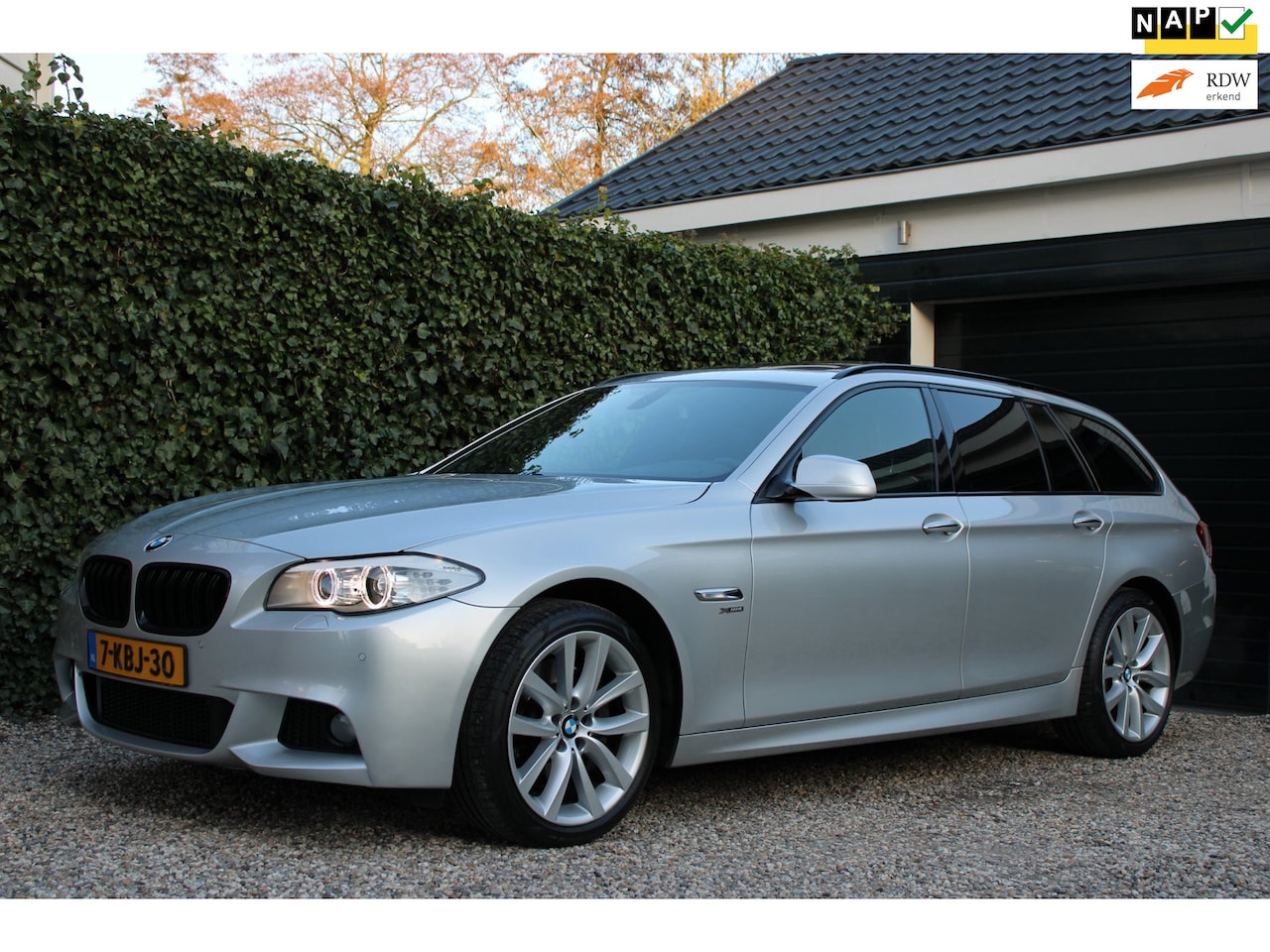 BMW 5-serie Touring - 528xi High Executive | xDrive | M-pakket | Origineel Nederlands - AutoWereld.nl