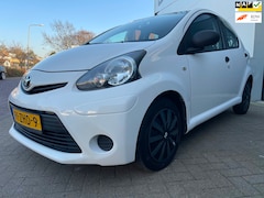Toyota Aygo - 1.0 VVT-i /Airco/Apple Carplay/Goed-onderhouden/Bluetooth/Elek-pakket