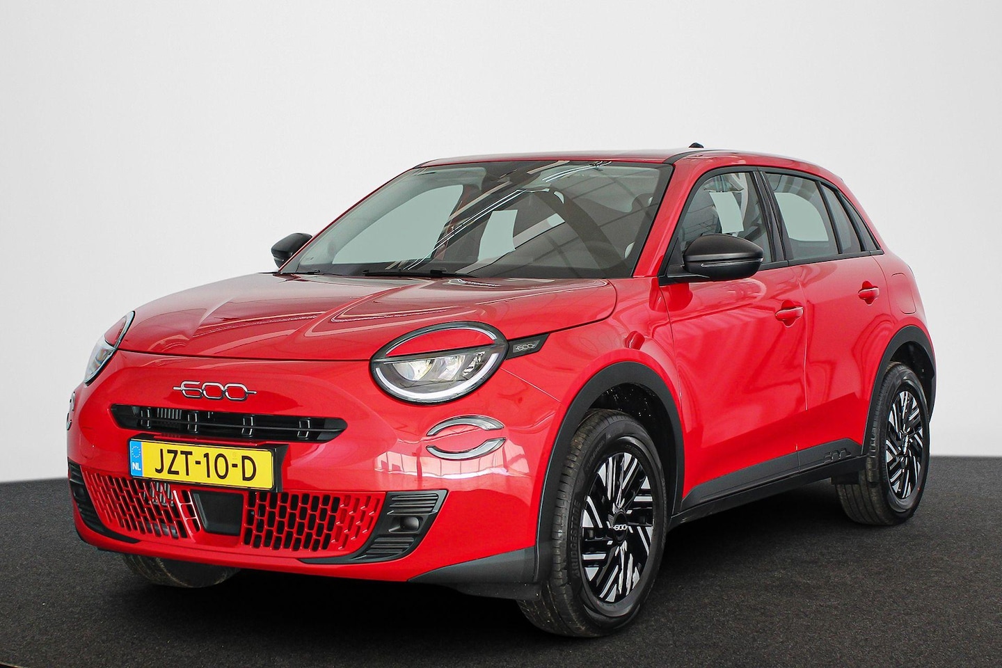 Fiat 600 - 1.2 Hybrid Urban / Stoelverwarming / Nieuw! - AutoWereld.nl