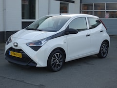 Toyota Aygo - 1.0 VVT-i x-fun Airco, elektrische ramen, centrale vergrendeling, licht metalen velgen, en