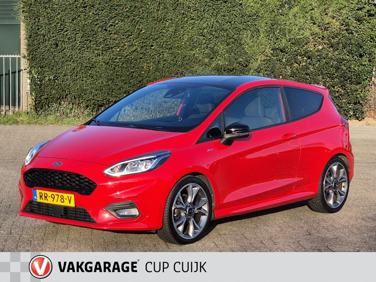 Ford Fiesta - 1.0 EcoBoost ST-Line Sport / Navi / Cruise Control / Trekhaak / 18 Inch sport velgen / Par - AutoWereld.nl