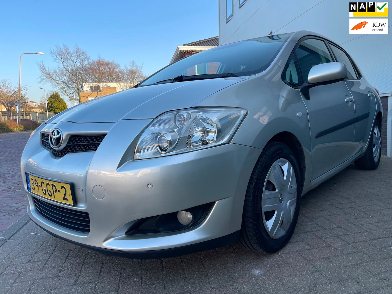 Toyota Auris - 1.6-16V Sol/Climate-c/Cruise-c/Pdc/Volledig onderhouden/Elek-pakket - AutoWereld.nl
