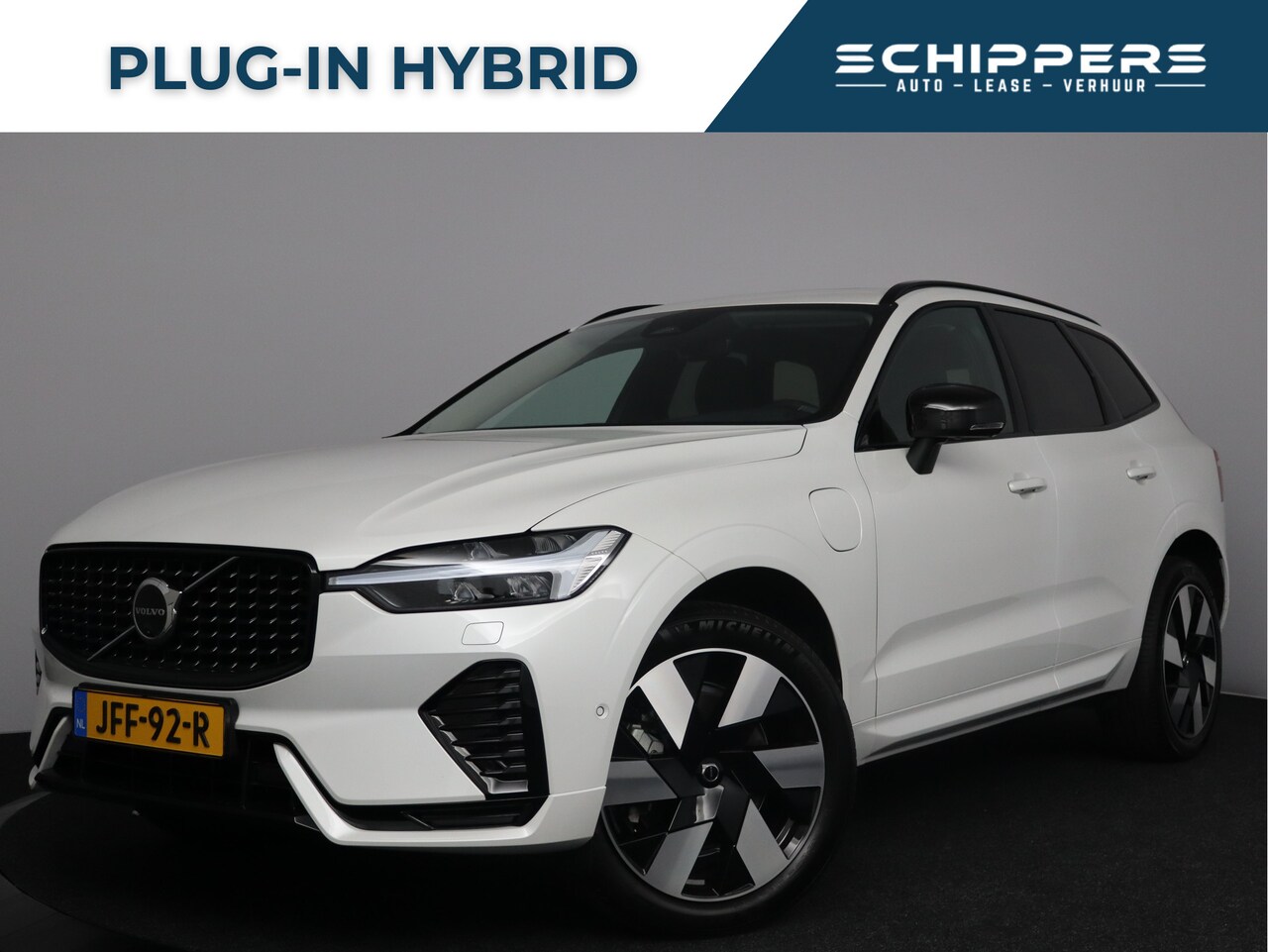 Volvo XC60 - 2.0 T6 Plug-in hybrid AWD Plus Dark | Trekhaak - AutoWereld.nl