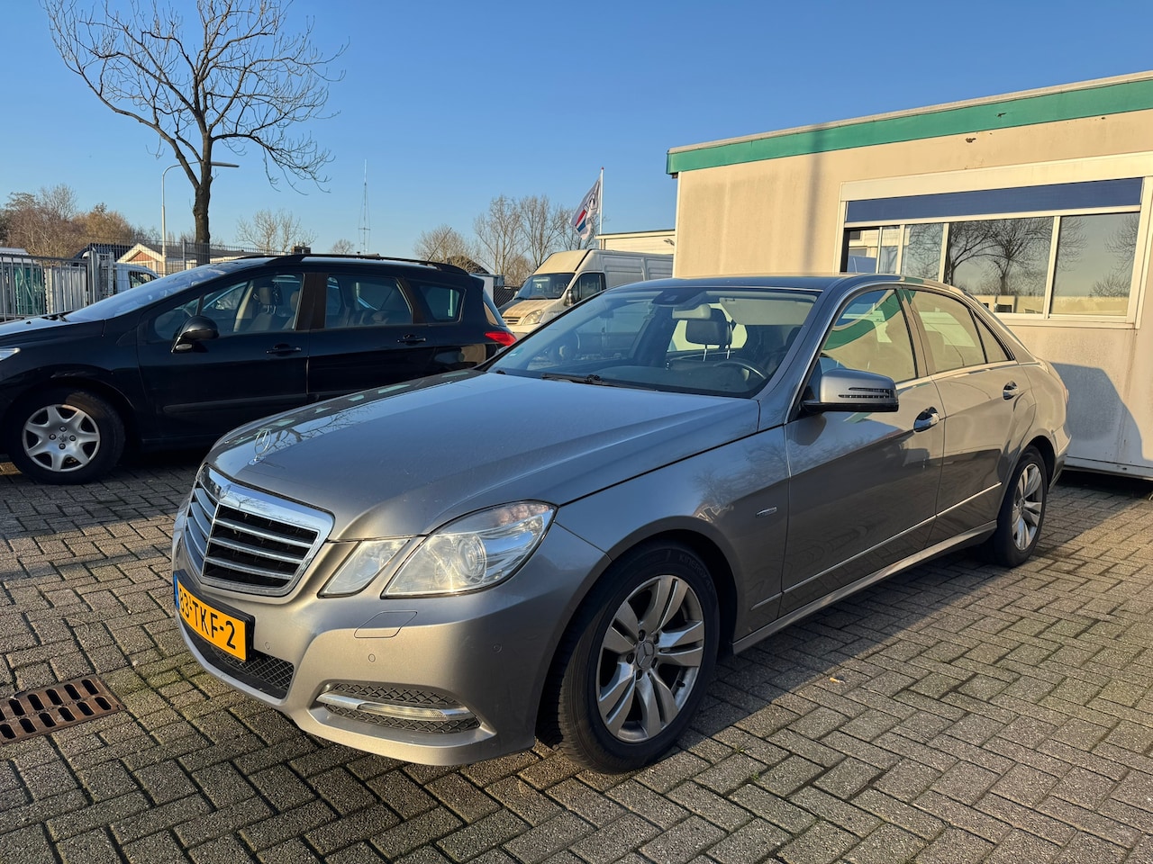 Mercedes-Benz E-klasse - 220 CDI let op motor tikt - AutoWereld.nl