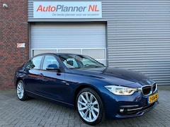 BMW 3-serie - 330i xDrive Sport Harman/Kardon Head-Up Navi