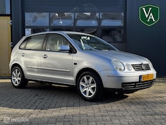 Volkswagen Polo - 1.4-16V | Airco | cruise | multimedia scherm