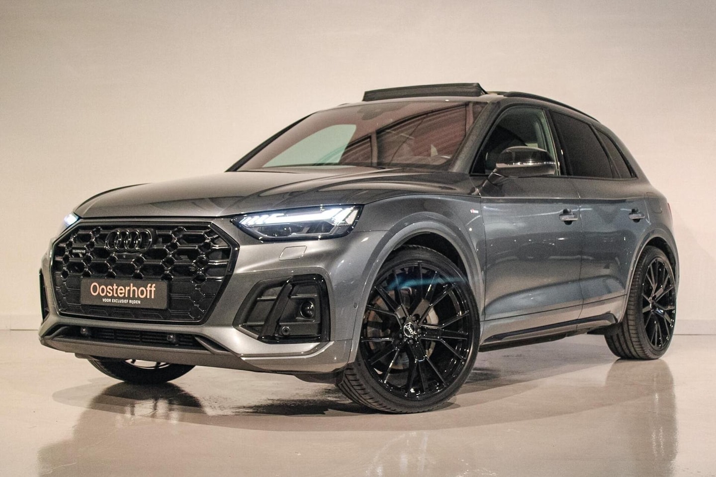 Audi Q5 - 55 TFSI e S edition LUCHTV | PANO | B&O | MASSAGE - AutoWereld.nl