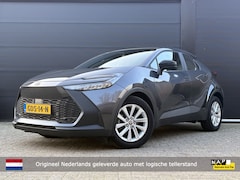 Toyota C-HR - 1.8 Hybrid 140 | Camera | Navigatie | Blindspot | NL-auto