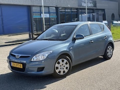 Hyundai i30 - 1.4i 5-DRS Airco/Aux VOLLEDIG ONDERHOUD