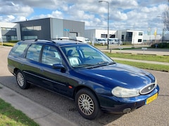 Ford Mondeo Wagon - 2.0-16V Ghia Platinum
