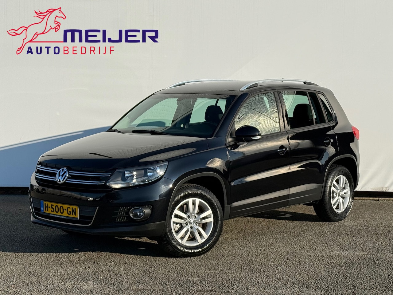 Volkswagen Tiguan - 2.0 TSI Sport&Style 4Motion Sportvelgen | AllSeason | Cruise | Parkeersensoren | Airco | T - AutoWereld.nl