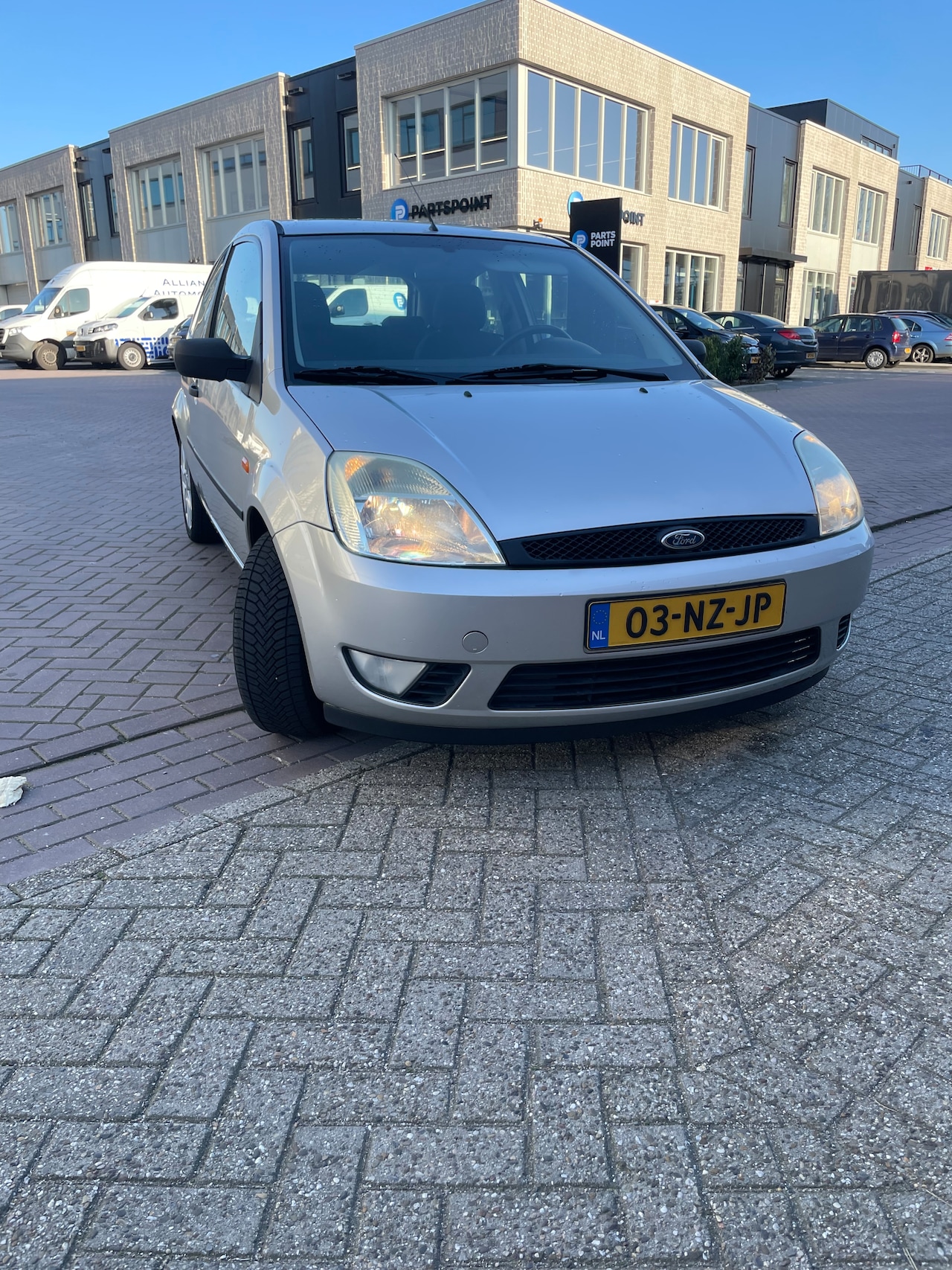 Ford Fiesta - 1.4-16V Futura - AutoWereld.nl