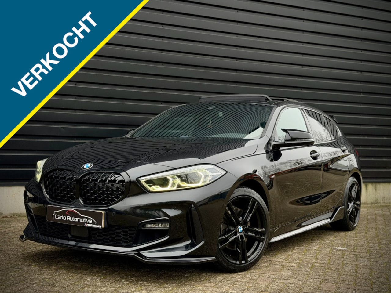 BMW 1-serie - 118i M-PERF. M135 PANO|SCHAALSTOEL|CAMERA - AutoWereld.nl