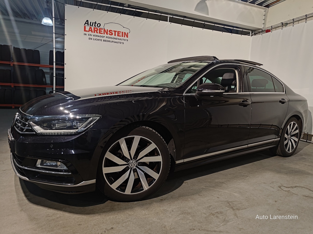 Volkswagen Passat - 1.8 TSI 180pk R-Line Business Edit. DSG7 Navi / A.Cam.+ 360 / Adapt.CC / Pano.dak / Trekha - AutoWereld.nl