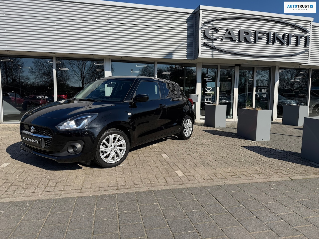 Suzuki Swift - 1.2 Comfort Smart Hybrid 83 Pk / Navi Carplay / Airco / Camera / Cruise control / 16"Licht - AutoWereld.nl