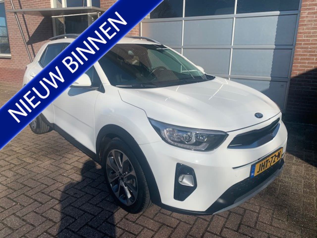 Kia Stonic - 1.0 T-GDi DynamicLine automaat - AutoWereld.nl