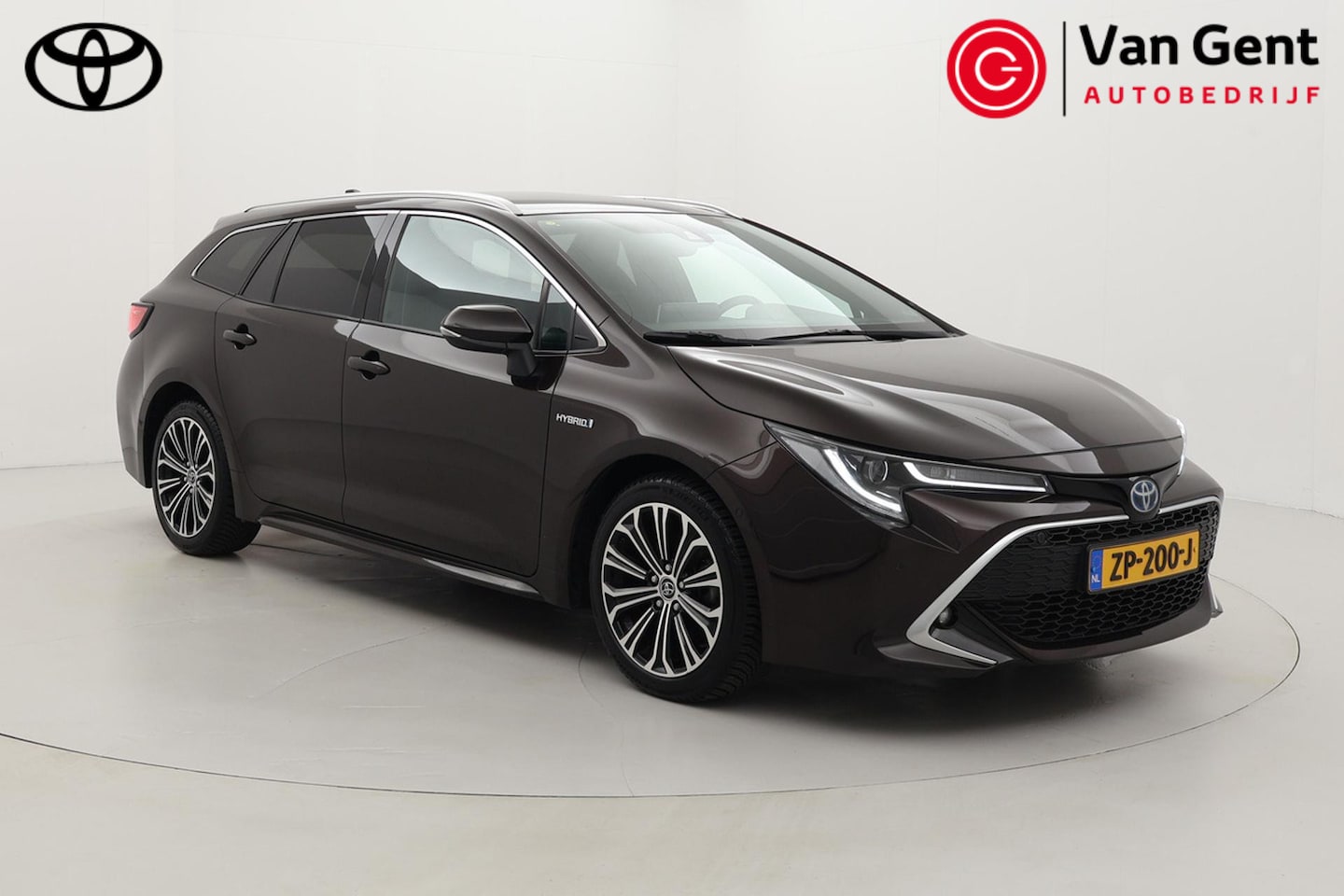 Toyota Corolla Touring Sports - 1.8 Hybrid Executive | Navigatie | Dodehoek detectie | Head-up display | Stoelverwarming | - AutoWereld.nl