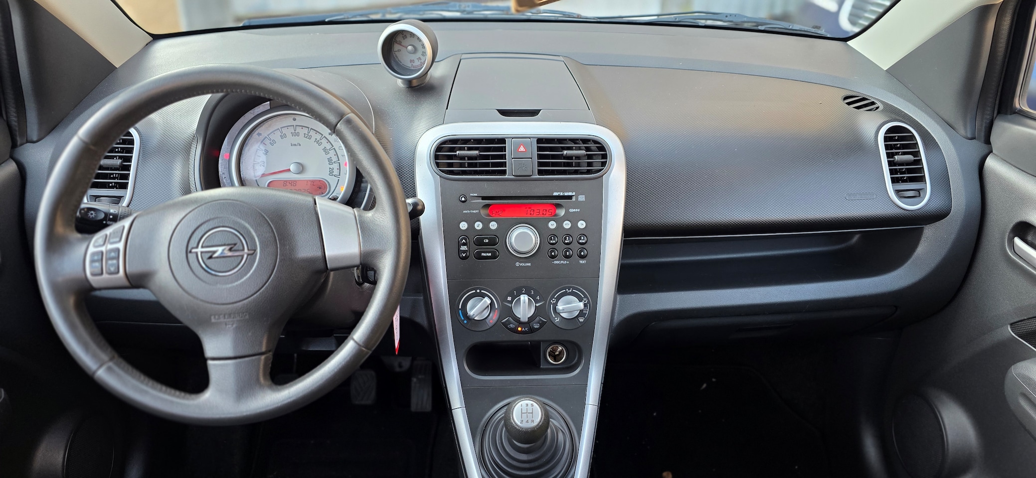 Opel Agila - 1.2 Enjoy