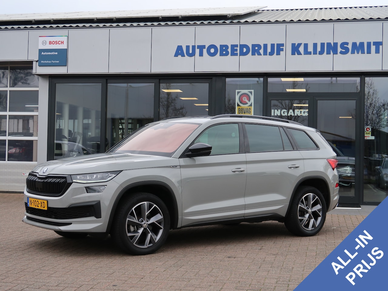 Skoda Kodiaq - 1.5 TSI Sportline Business 7 Pers. | panoramadak | trekhaak | - AutoWereld.nl