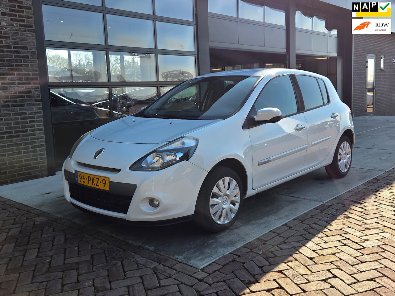 Renault Clio - 1.2 Authentique | 87.000 KM! | Airco | 5 Deur | - AutoWereld.nl