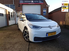 Volkswagen ID.3 - First Plus 58 kWh, Stoelverwarming, Trekhaak, Camera, Incl BTW