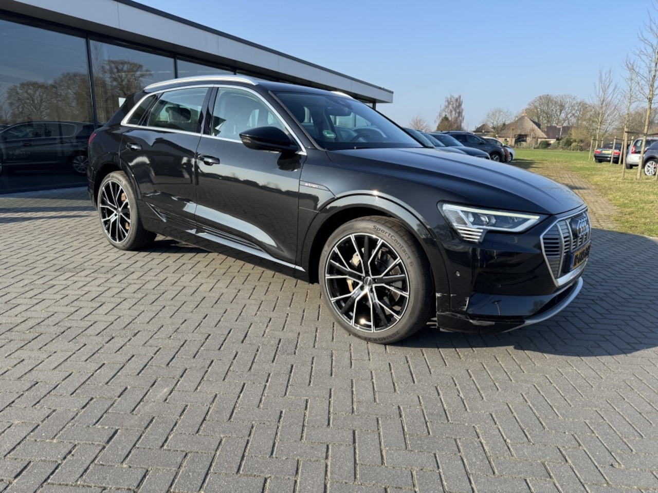 Audi e-tron - e-tron 50 q L Ed + - AutoWereld.nl