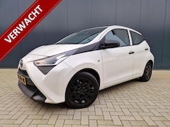 Toyota Aygo - 1.0 VVT-i x-fun AIRCO | CARKIT | ISOFIX