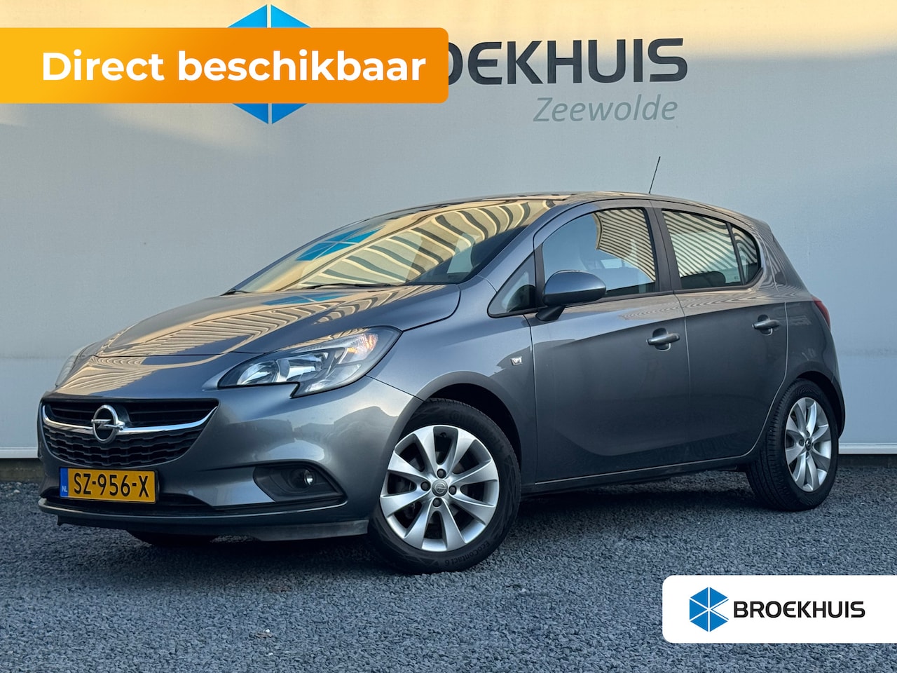 Opel Corsa - 1.4 Favourite 90PK | Apple Carplay/Android Auto | Cruise Control | NAVI | Airco | Sensor A - AutoWereld.nl