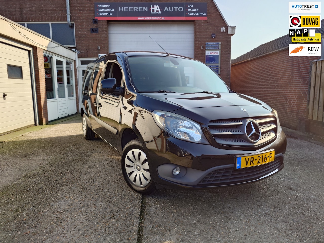 Mercedes-Benz Citan - 111 CDI BlueEFFICIENCY Extra Lang 111 CDI BlueEFFICIENCY Extra Lang, 2 schuifdeuren, Marge auto! 28000 km! - AutoWereld.nl